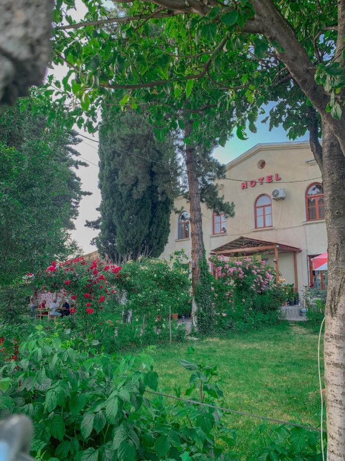 Hotel Kakhaberi Tetritskaro Exterior photo